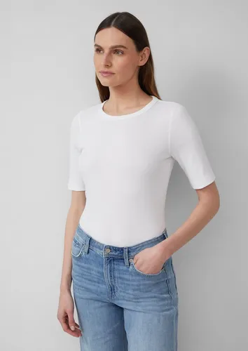 s.Oliver Kurzarmshirt Geripptes T-Shirt im Slim Fit aus Baumwollmix