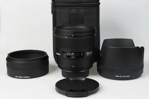 Produktbild Sigma AF 85mm f/1.4 EX DG HSM für Nikon AF-D – Hochwertiges Teleobjektiv