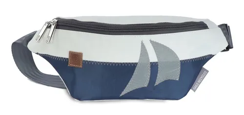 Bauchtasche Knoten Weiss Blau Grau aus recyceltem Segeltuch - Stilvolle Gürteltasche aus hochwertigem Recycling-Segel, ideal für den maritimen Look. Praktisch und umweltbewusst – perfekt für jeden Tag.
