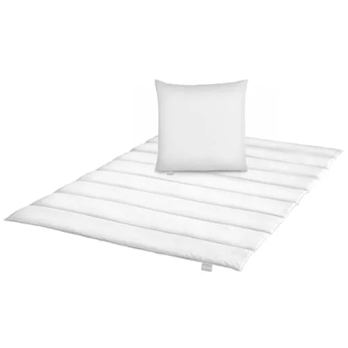 Liebling Winter Bettdecke 135x200 cm mit Kissen 80x80 cm Set – Kuscheliges Bettzeug für kalte Nächte - 2-teiliges Bettenset aus weicher Mikrofaser für hohen Schlafkomfort. Waschbar bis 40 Grad und trocknergeeignet. Ideal für kalte Winternächte mit hohem Wärmebedarf. Made in EU mit langlebigen, fadenlosen Nähten.