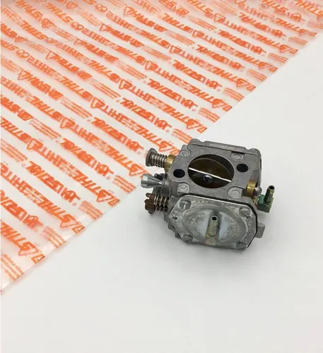 STIHL Benzin-Kettensäge HS 277A Vergaser TS 510 TS 760 - Kettensägen mit hochwertigem Tillotson HS-277A Vergaser, perfekt geeignet für leistungsstarke Anwendungen und hohe Effizienz.