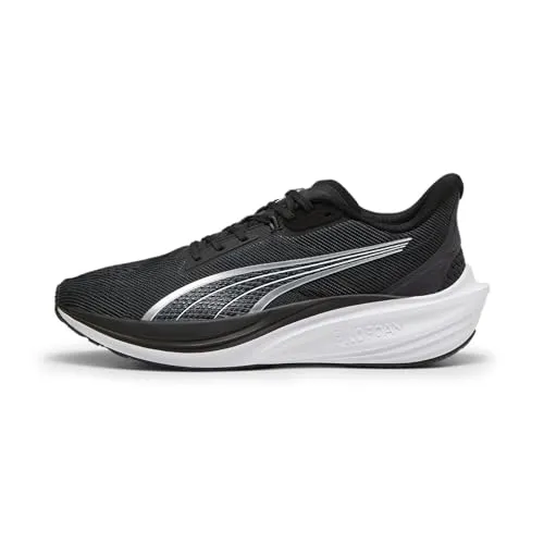 PUMA Darter Pro Road Running Shoe, Black White, 47 EU - Laufschuhe mit atmungsaktivem Textil-Obermaterial, ideal für komfortables Laufen auf der Straße und perfekte Passform.