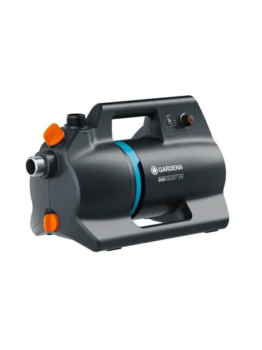 GARDENA Akku-Gartenpumpe 3000 Silent 18V P4A – Leistungsstarke und leise Bewässerung - Die GARDENA Akku-Gartenpumpe 3000 Silent 18V P4A bietet mit 3000 l/h und Silent-Technologie eine flexible und geräuscharme Lösung für die Bewässerung im Garten. Ideal für natürliche Wasserressourcen.