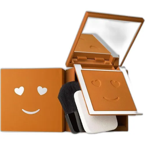 Benefit Hello Happy Velvet Mattifying Compact Foundation 10 Dark - Make Up, bietet ein mattes Finish und ist ideal für einen natürlichen Look unterwegs. Perfekt für alle Hauttypen!
