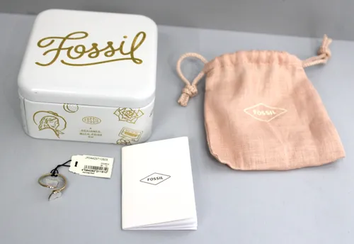 Fossil Damen Ring Radiant Wings - Eleganter Schmetterling aus Perlmutt - Ringe in Bijouterie, aus hochwertigem Edelstahl mit poliertem Finish und schimmerndem weißen Perlmutt für einen besonderen Glanz.