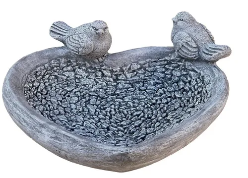 Stone and Style Frostfeste XL Vogeltränke Herz mit Vögeln von Stone and Style