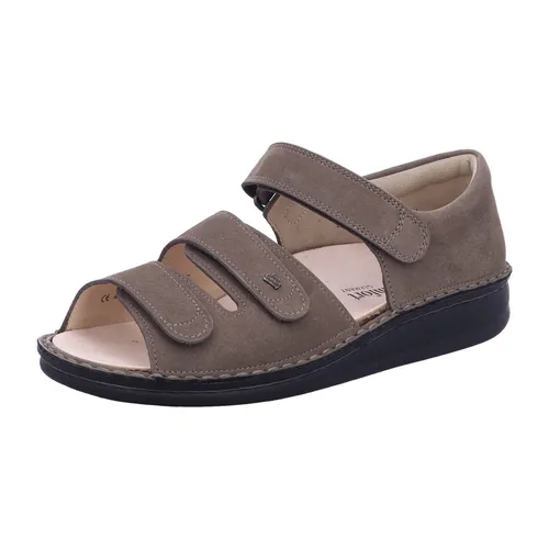 Finn Comfort Damen Sandalen S24-0043330 in Hellbraun - Bequeme Sandalen mit wechselfähigem Fußbett und leichtem Keilabsatz. Die drei Klettriemen und die geschlossene Fersenkappe bieten optimalen Halt. Ideal für entspannte Sommertage!