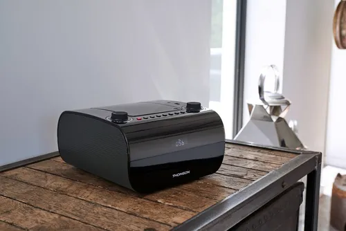 Tragbarer CD-Player RCD305udabbt mit Bluetooth, DAB und Radio - Radios mit Bluetooth, DAB und MP3-Player für flexiblen Musikgenuss überall.