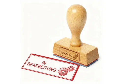 Dekolando Stempel Bürostempel IN BEARBEITUNG Zahnräder Stempel – Holzstempel 48x18 mm fü