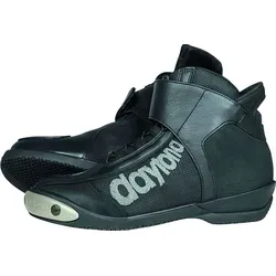 Daytona AC Pro Motorradschuh Schwarz Größe 39 - Leichter Sneaker-Boot aus Textil-Leder-Mix, ideal für die Kurzstrecke. Mit rutschfester Sohle, Knöchelschutz und anatomisch geformter Einlegesohle für hohen Tragekomfort.