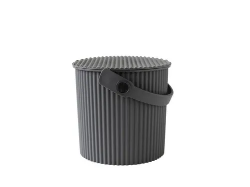 Hachiman Omnioutil 10 L Eimer mit Deckel - Grau-Anthrazit - Robuster 10 L Eimer aus Polypropylen, ideal für verschiedene Anwendungen mit einer Belastbarkeit von bis zu 150 kg. Hergestellt in Japan für höchste Qualität.