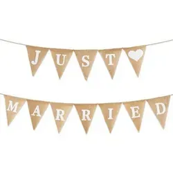 Just Married Girlande Deko aus Jute - BoHo Hochzeitsbanner - Just Married Girlande Deko aus Jute - Ideal für Hochzeiten und Brautduschen. Rustikales Design, vormontierte Wimpelkette für einfache Handhabung. Robustes, umweltfreundliches Material sorgt für eine romantische Atmosphäre.