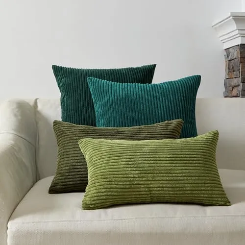 Luxus Kordsamt Kissen-Set Mary, 4er Set in Grün in grün von Interior by Hakito