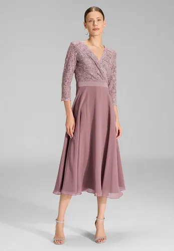 Swing Cocktailkleid mit Spitzenbesatz in Mauve, Größe 42 - Elegantes Damen Cocktailkleid in taillierter Midilänge mit V-Ausschnitt und feinem Spitzenbesatz. Der blickdichte Unterrock garantiert hohen Tragekomfort. Perfekt für besondere Anlässe und zeitlose Eleganz.