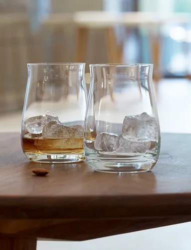 SPIEGELAU Gläser-Set Special Glasses Single Barrel Bourbon 4er Set - 4er Set edler Kristallgläser für Bourbon, perfekt für stilvolles Genießen und elegante Anlässe.