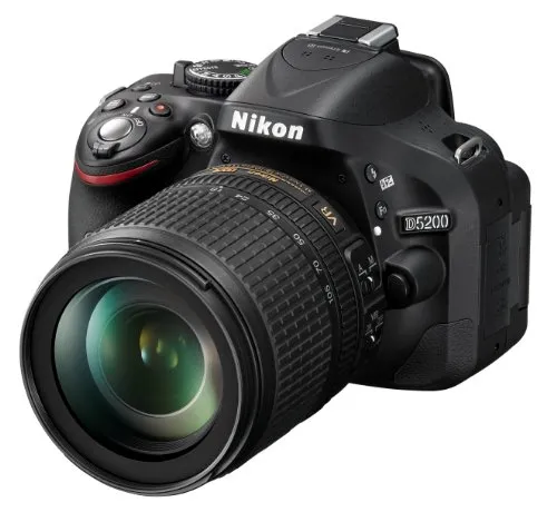 Produktbild Nikon D5200 SLR-Digitalkamera mit AF-S DX 18-105 mm VR Objektiv