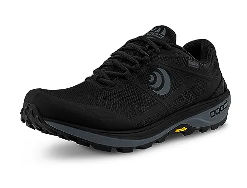 Topo Herren Terraventure 4 WP schwarz 42.5 - Laufschuhe für technische Trails, mit reaktiver ZipFoam™-Dämpfung und Vibram® Megagrip-Sohle für hervorragenden Grip und Stabilität.