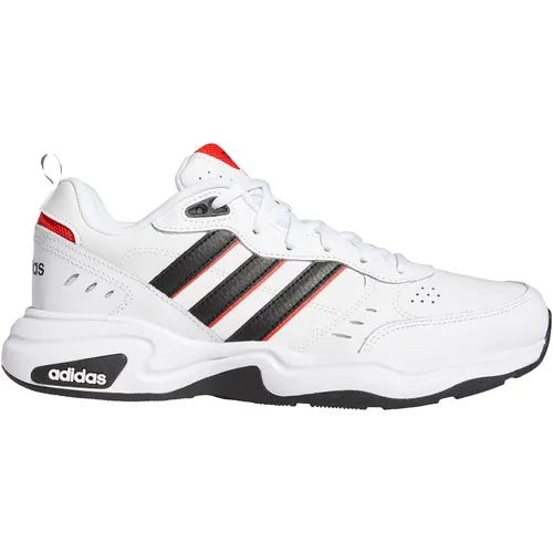 adidas Strutter Shoes von adidas