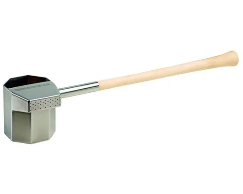 Regenkelle® klein 330 ml mit Griff aus Ahorn - Zubehör für Landwirtschaft, innovative Saunakelle mit 51 cm Gesamtlänge und gleichmäßiger Wasserverteilung für sparsamen Einsatz von Wasser und Duftmitteln.