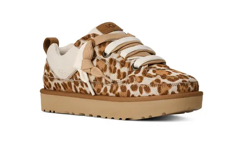 UGG LO LOWMEL PLAINS Sneaker Halbschuh mit weichem Fußbett - Bequeme Low-Top Sneaker aus robustem Veloursleder, ideal für den Alltag. Die rutschfeste EVA-Sohle sorgt für sicheren Halt, während die gepolsterte Innensohle zusätzlichen Komfort bietet. Perfekt kombinierbar für lässige Looks.