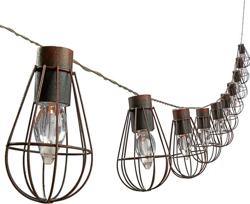 Dehner Solar Lichterkette Retro mit 10 LED-Glühbirnen, warmweiß, 330 cm - Stimmungsvolle Lichterkette im Retro-Stil für Gartenpartys. Automatischer Dämmerungssensor und wetterfest. Genießen Sie bis zu 6 Stunden warmweißes Licht für entspannte Abende im Freien!