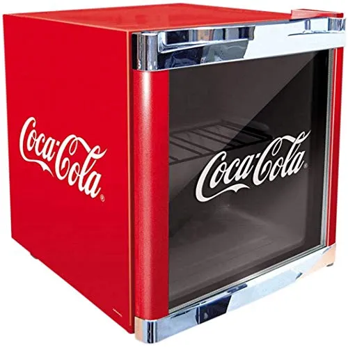 °CUBES Flaschenkühlschrank Coca-Cola Classic – 51 cm Höhe, 48 L - Getränkekühlschränke im stylischen Coca-Cola Design mit 48 Litern Fassungsvermögen, ideal für bis zu 67 Dosen, energieeffizient mit nur 98 kWh/Jahr.