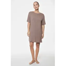 Mey Nachtwäsche Serie Pure Chic Damen Nachthemden Milk`n Coffee (L) - Elegantes Nachthemd aus fließendem Stoff für eine schöne Silhouette. Mit weichem Rundhalsausschnitt und edlen Satin-Details für einen stilvollen Look. Hochwertiges Material sorgt für angenehmen Tragekomfort und ist ideal für besondere Anlässe.