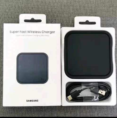 Samsung Wireless Charger Duo EP-P5400T - 25W Schnellladegerät in Schwarz, ideal für Smartphones und Galaxy Buds