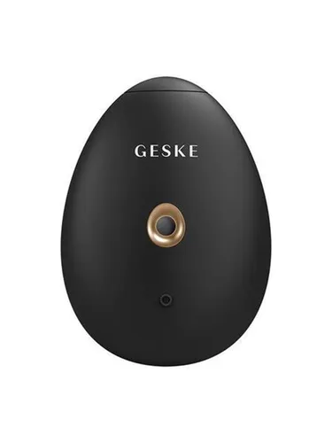 GESKE SmartAppGuided™ Facial Hydration Refresher 4 in 1 - Mikrodermabrasion und Hautpflege in einem Gerät, mit personalisierter Routine über die GESKE App für sofortige Frische und strahlende Haut.