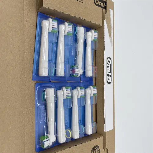 Oral-B 3D White Elektrische Zahnbürstenköpfe - 8 Ersatzbürstenköpfe - Elektrische Zahnbürsten, 8 Ersatzbürstenköpfe für strahlend weiße Zähne. Die fortschrittliche Schalltechnologie sorgt für eine effektive Reinigung und entfernt Verfärbungen sanft.