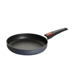 WOLL Gusspfanne Diamond Lite, schwarz, Aluminium-Guss 24 cm - Hochwertige Bratpfanne aus Aluminium-Guss mit fünflagiger Diamant-Versiegelung für optimale Antihaft-Eigenschaften. Backofenfest bis 300°C, spülmaschinenfest und mit abnehmbarem Stiel.