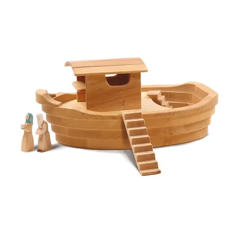 Ostheimer Arche - Holzspielzeug, wunderschön verarbeitet und ideal für kreatives Spiel ab 3 Jahren. Perfekt zum Kombinieren mit Figuren für fantasievolle Abenteuer.