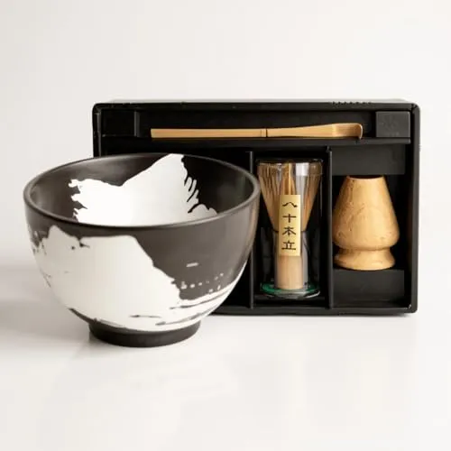 Matcha Set 4 tlg. mit japanischer Schale, Besen & Löffel von WESTCRAFT