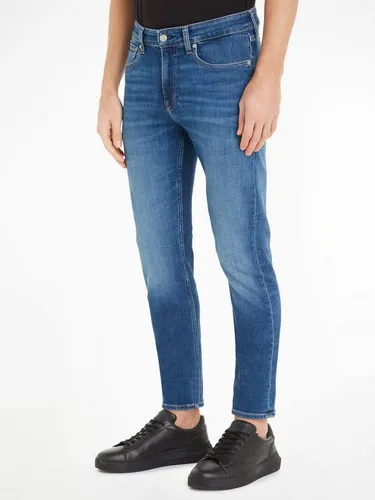 Calvin Klein Jeans SLIM TAPER Hosen Herren, Denim Dark, 30W/32L - Jeans für Herren im Slim Fit, ideal für Büro und Alltag. Hoher Tragekomfort durch Stretchanteil und zeitloses Design mit Five-Pocket-Style.
