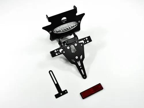 ZIEGER Kennzeichenhalter für Yamaha MT-03 BJ 2006-14 - Hochwertiger Kennzeichenhalter für Yamaha MT-03, robust und passgenau, ideal für eine sichere und stilvolle Befestigung.