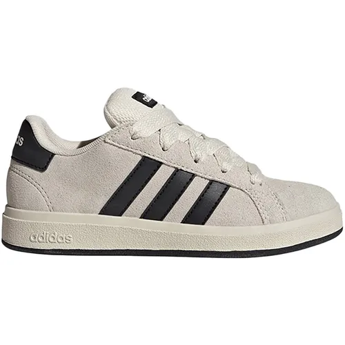 adidas Sportswear GRAND COURT 00S KIDS Sneaker - Sneaker für Kinder, inspiriert von der Skate-Kultur, mit weichem Wildleder und strapazierfähiger Gummiaußensohle für optimalen Grip. Hergestellt mit mindestens 20 % recycelten Materialien zur Reduzierung des CO2-Fußabdrucks.