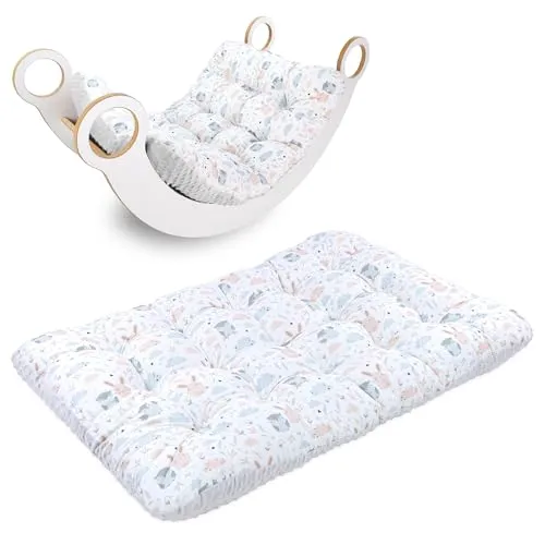 Krabbeldecke für Baby mit Kissen für Kletterbogen 70x110 cm - Spiel- & Krabbeldecken, vielseitig einsetzbar als Bodenkissen oder Krabbeldecke und beidseitig nutzbar für maximalen Komfort und Pflegeleichtigkeit.