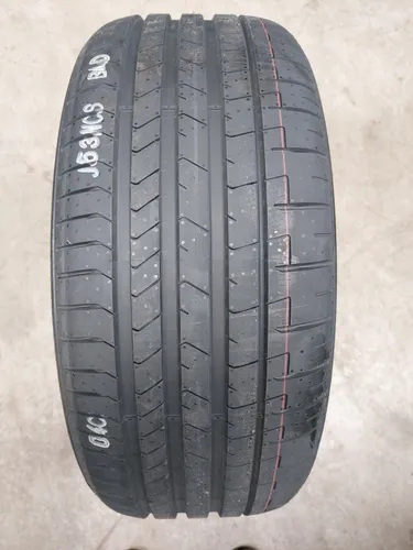 Pirelli P-Zero 255/45 R20 105Y XL Sommerreifen - Premium Sommerreifen für Sportwagen, bietet hervorragende Haftung und Stabilität bei hohen Geschwindigkeiten bis 300 km/h.
