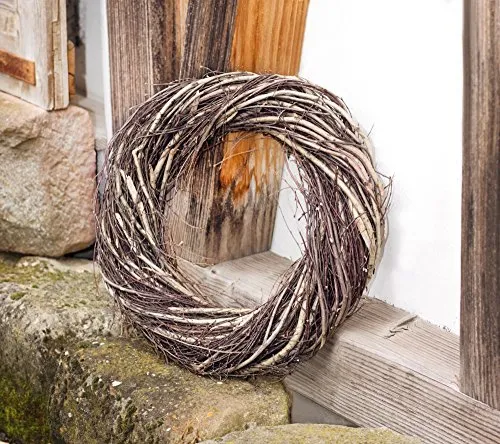 Dekoleidenschaft Dekokranz aus Reisig, groß, Ø 45 cm - Kunstgräser für drinnen und draußen, ideal für jede Jahreszeit und Anlässe. Der naturbelassene Reisigkranz bringt einen rustikalen Charme in Ihr Zuhause.