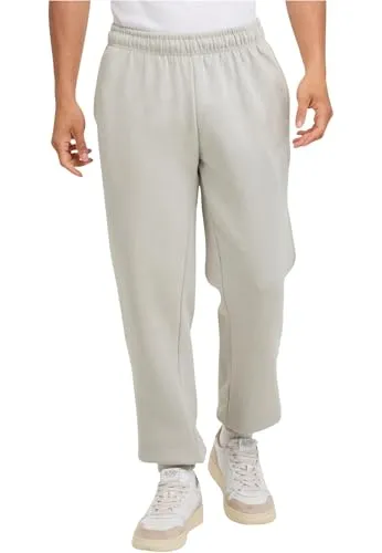 Urban Classics Herren Sporthose Basic Essential Sweatpants - Lässige Freizeithose in S-5XL - Vielseitige Sweatpants im Loose Fit mit tapered Bein für entspannten Komfort. Hochwertige Materialmischung sorgt für ein angenehmes Tragegefühl. Ideal für Alltag und Fitness, pflegeleicht und formbeständig.