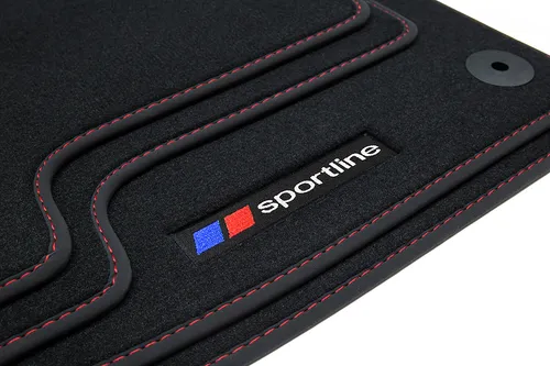teileplus24 F651 Fußmatten Gummimatten Sportline Design für BMW 1er E87 - Hochwertige Gummimatten für BMW 1er E87 (2004-2011), mit sportlichem Design und wasserfester Rückseite. Perfekt für optimalen Schutz und stilvolle Akzente.