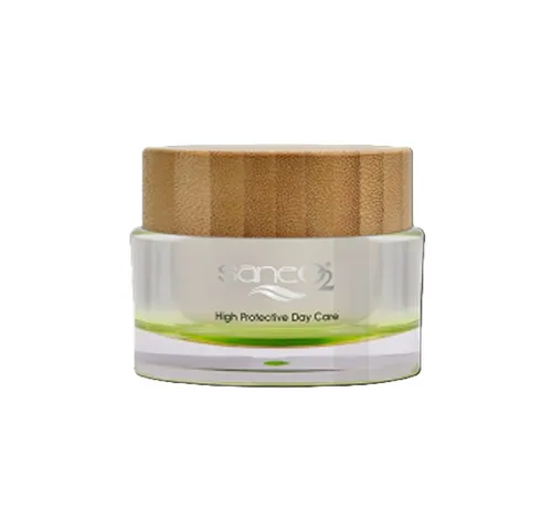 saneO2 High Protective Day Care 50 ml - Tagescreme für regenerierte Haut - Tagespflege mit 50 ml Inhalt, normalisiert den Zellstoffwechsel und schützt die Haut vor Umwelteinflüssen für ein frisches, strahlendes Aussehen.
