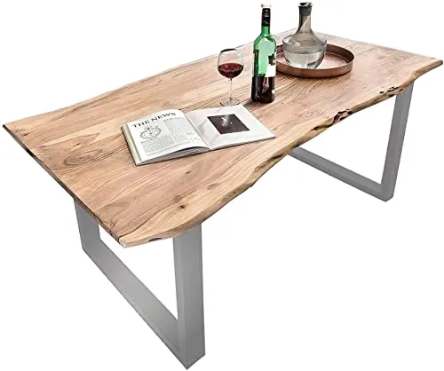 SAM Baumkantentisch 140x80 cm Quarto - Esstisch aus massivem Akazienholz mit 26 mm starker Baumkante, U-Gestell in Silber, ideal für 6 Personen und pflegeleicht für ein warmes Ambiente.