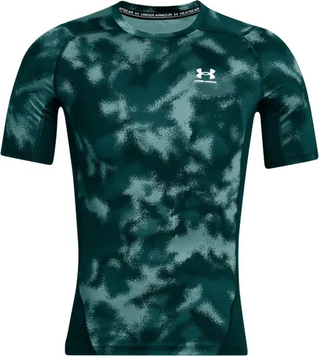 Under Armour HG Armour Printed SS T-Shirt in Weiß-Schwarz (100-014-001) L - Komfortables Herren-Baselayer aus leichtem HeatGear-Material, atmungsaktiv und schnelltrocknend. Ideal für sportliche Aktivitäten, mit Mesh-Einsätzen für bessere Belüftung.