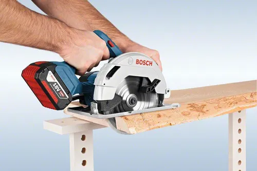 Bosch Professional 18V Akku Kreissäge GKS 18V-57 in blau von Bosch