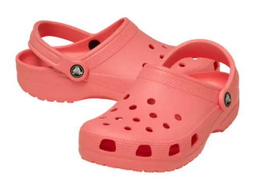 Crocs Classic Clog Sandale Guava pfirsichorange, Größe 37-38 - Erleben Sie den Komfort der Crocs Classic Clogs! Das ergonomische Fußbett aus Croslite-Material passt sich perfekt an und bietet eine optimale Unterstützung. Ideal für Strand und Freizeit mit atmungsaktiven Lüftungslöchern.