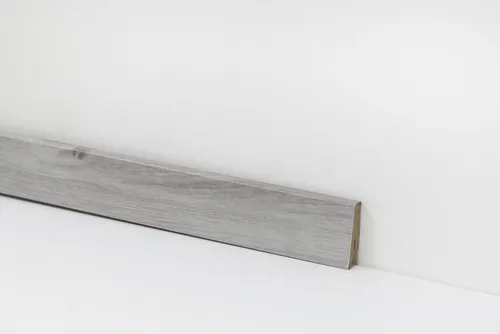 Check Sockelleiste Equipped– passend zu Check – Vinyl, Klickboden & andere Bodenbeläge, 1 Stück – 2400 x 58 x 18 mm, Clip- oder Klebemontage