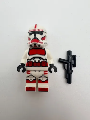 LEGO Star Wars Gunship der Coruscant-Wachen (75354) - 5 Minifiguren, inklusive Commander Fox und Kanzler Palpatine, für spannende Abenteuer in der Galaktischen Republik