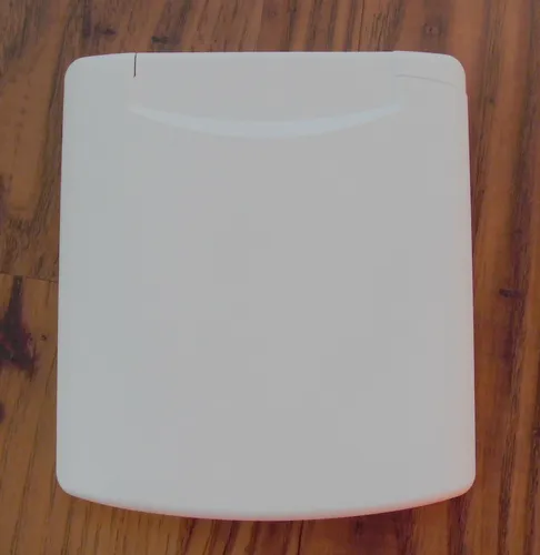 Wassereinfüllstutzen schwarz - Praktischer Wassereinfüllstutzen für Camping & Outdoor, ideal für die einfache Befüllung von Wassertanks und sorgt für eine saubere Handhabung.