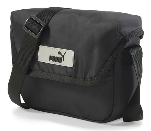 PUMA Umhängetasche Core Pop schwarz - Stylische Handtasche aus 100% Polyester, leicht und praktisch für den Alltag. Mit kompakten Maßen von 26x20x6 cm ideal für unterwegs.